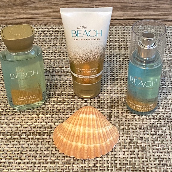 Bath & Body Works Other - Bath & Body Works At The Beach Bath & Body Set - Aqua and Gold Travel Size